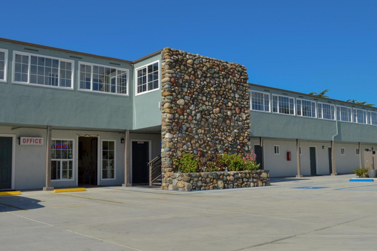 Sea Breeze Inn - San Simeon Exterior photo