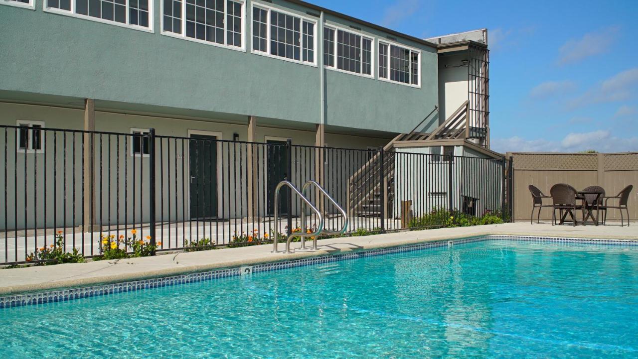 Sea Breeze Inn - San Simeon Exterior photo
